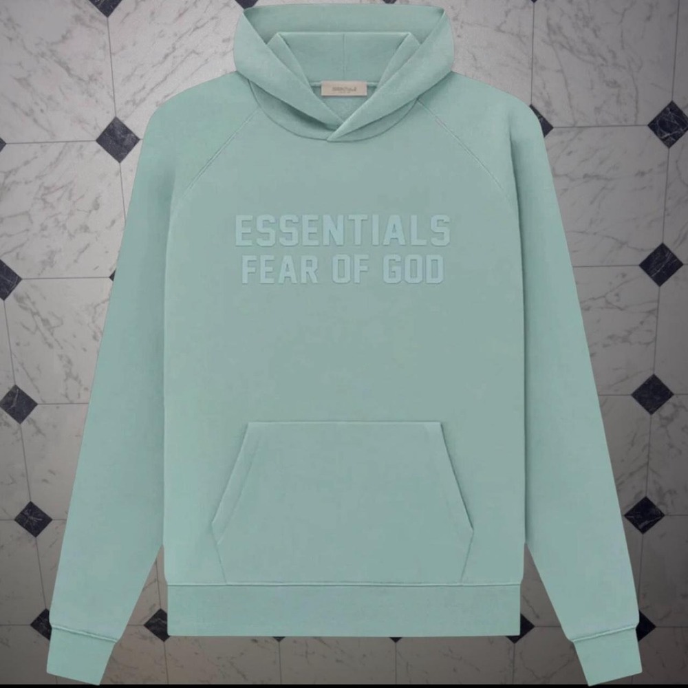 Essentials Fear of God Sycamore Hoodie Embossed Logo NWT SIZE M